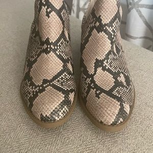 KAARI- Faux snake skin print bootie. Size 7 1/2 medium. Brand new, never worn.